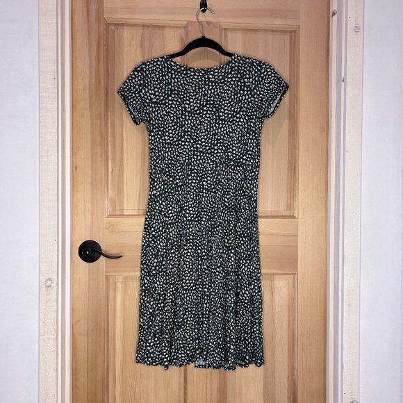 Salaam Dress - Picture 2 of 4